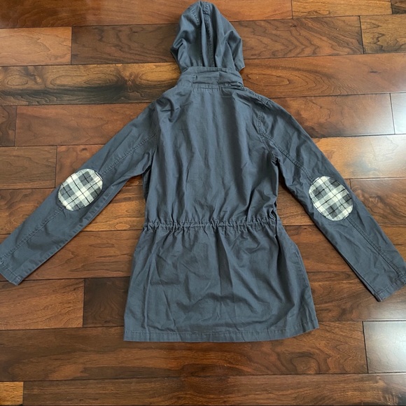 Gray Jacket - Picture 2 of 5